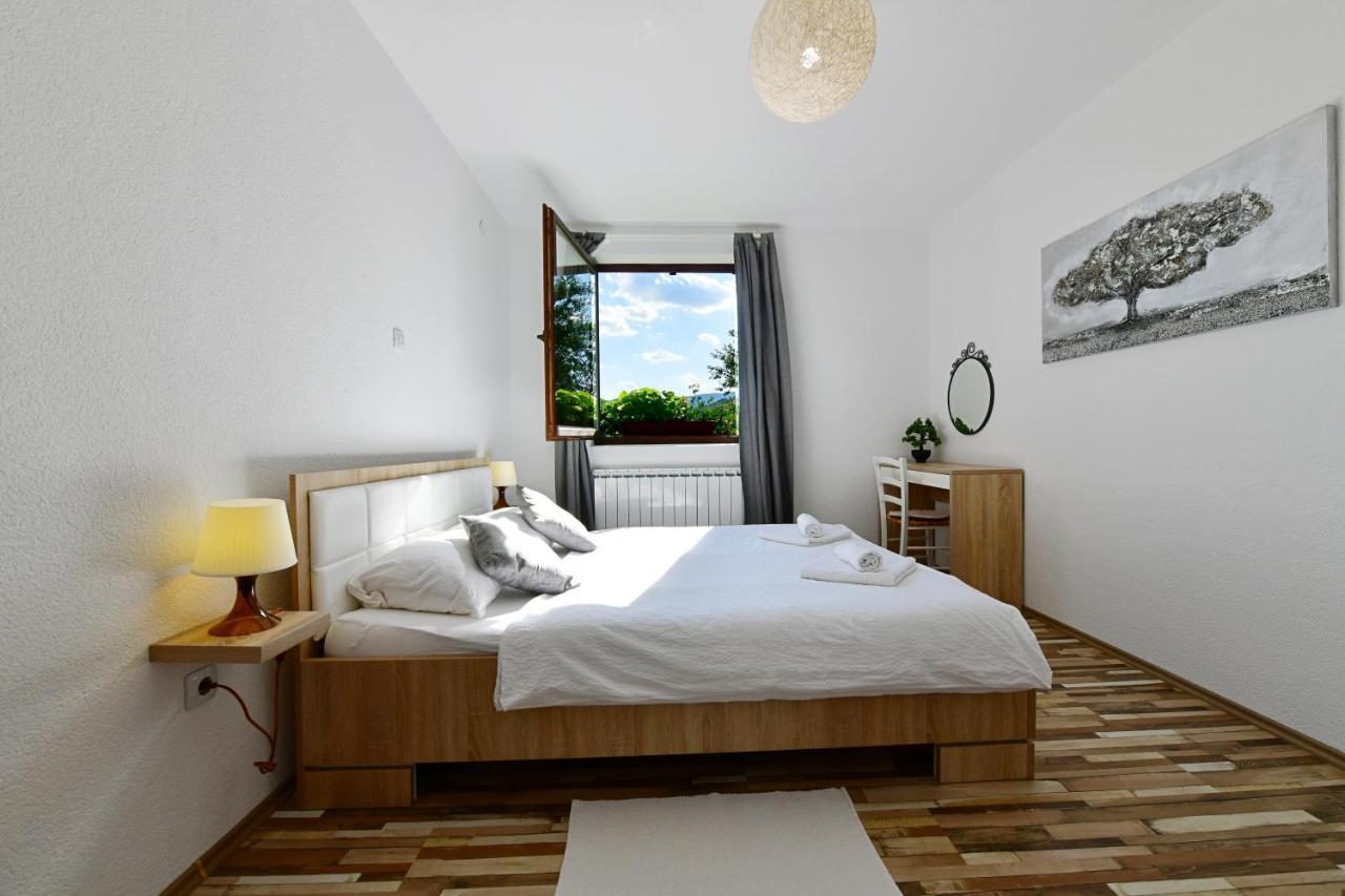 Holiday Home Ostrun 拉科维察 外观 照片